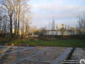 Новый урновый участок кладбища. Фото Н. Лаврентьева 31.X.2009 года