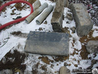 Фрагменты надгробий. Фото Н.В. Лаврентьева, 29.III.2011 года.